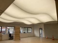 Plafond tendu imprimé sur mesure pour une décoration unique