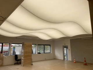 Plafond tendu imprimé sur mesure pour une décoration unique